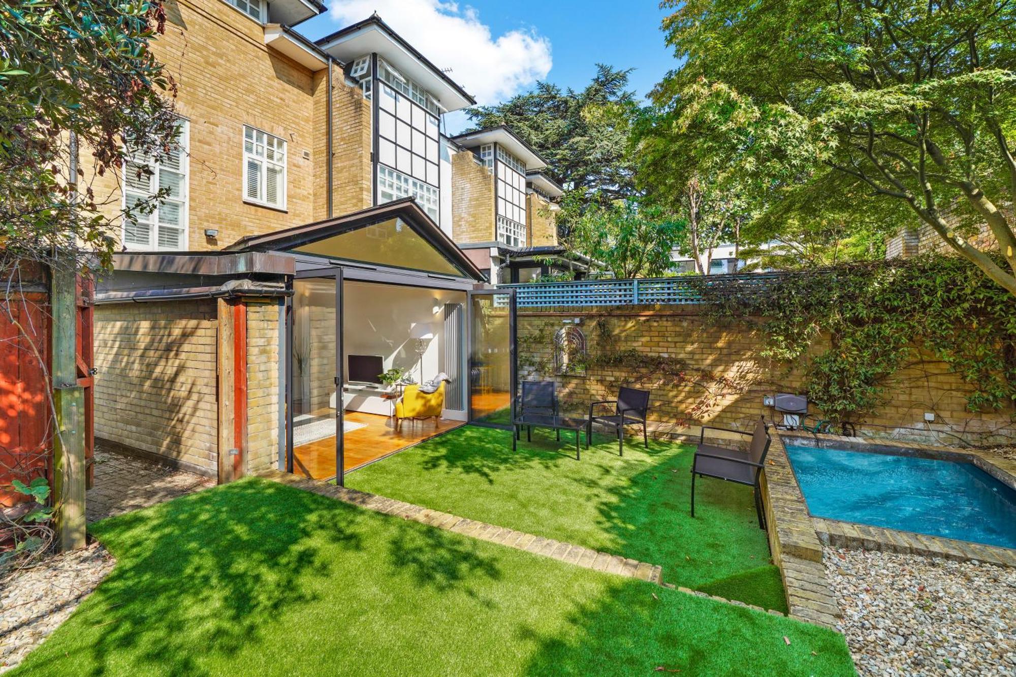 3 Bedroom Mews Home - Clapham Common - Free Private Parking - Sleeps 5 - Newly Refurbished - Sweetpea & Pillow Properties London Luaran gambar
