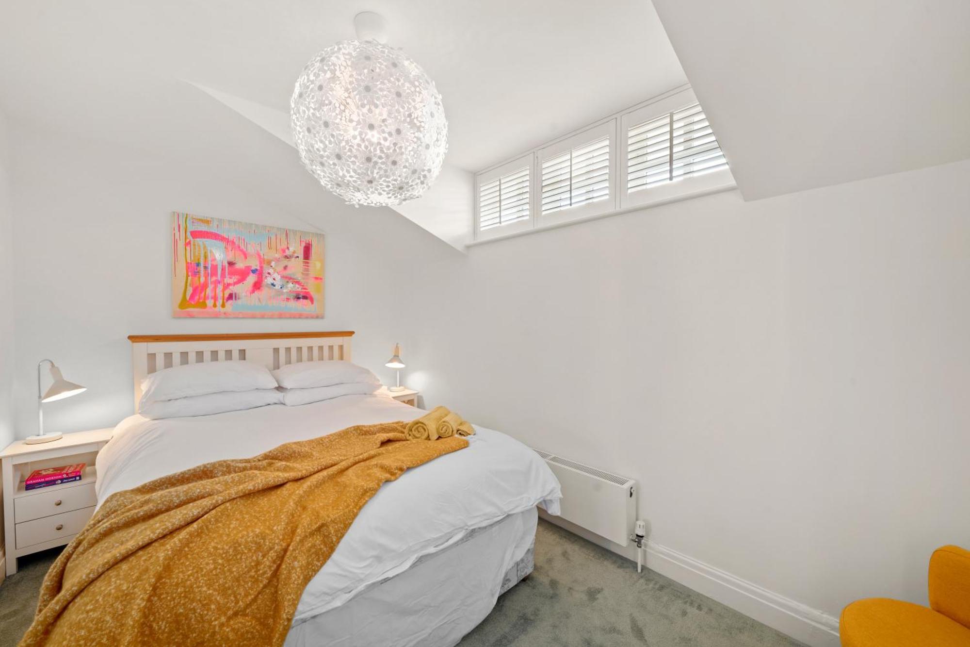 3 Bedroom Mews Home - Clapham Common - Free Private Parking - Sleeps 5 - Newly Refurbished - Sweetpea & Pillow Properties London Luaran gambar