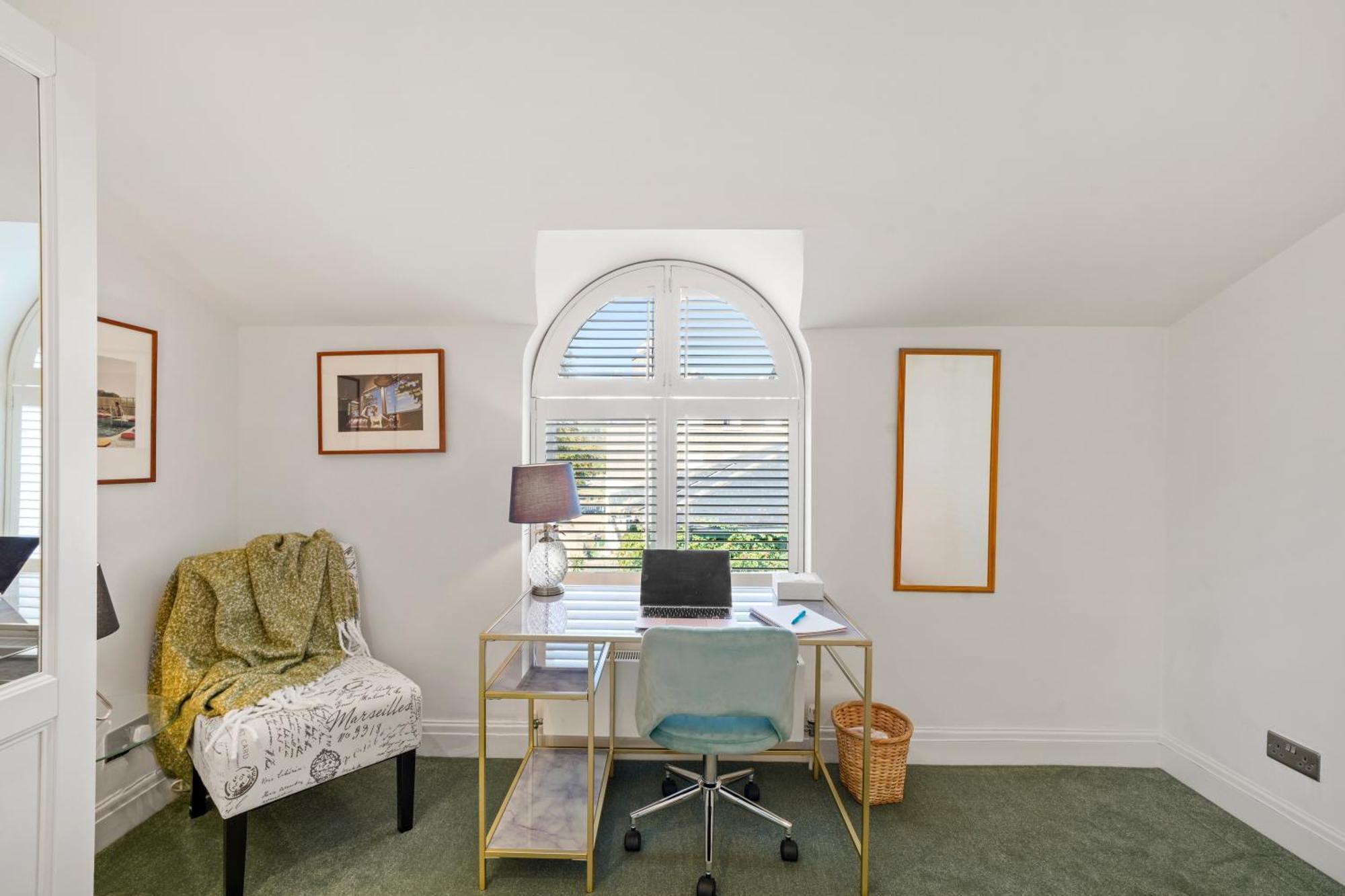 3 Bedroom Mews Home - Clapham Common - Free Private Parking - Sleeps 5 - Newly Refurbished - Sweetpea & Pillow Properties London Luaran gambar